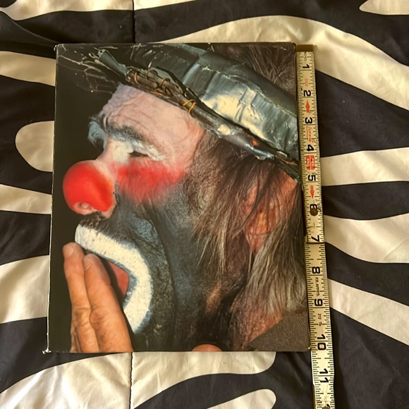 Street Clown on Canvas 8” x 10” - Picture 2 of 3
